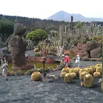 Apartament & The Lighthouse - Puerto Del Carmen, Lanzarote - Near The *