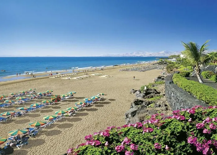 & The Lighthouse アパート ティアス